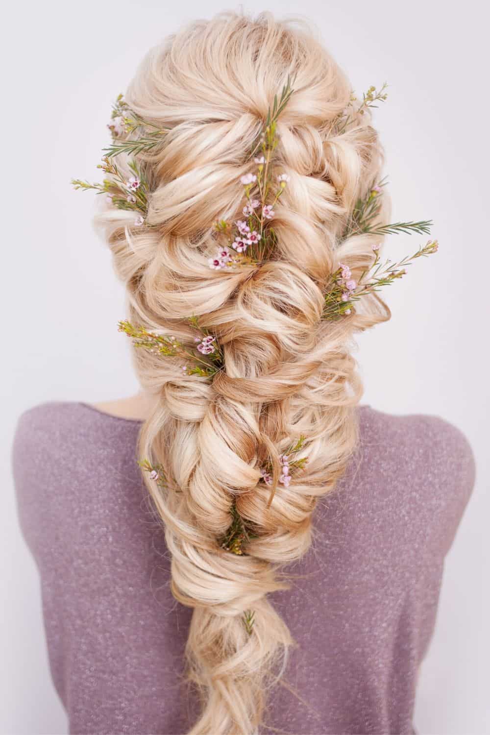 Cute Wedding Hairstyles For Long Hair 10 Easy DIY Ideas  Cute Wedding Hairstyles For Long Hair 10 Easy DIY Ideas