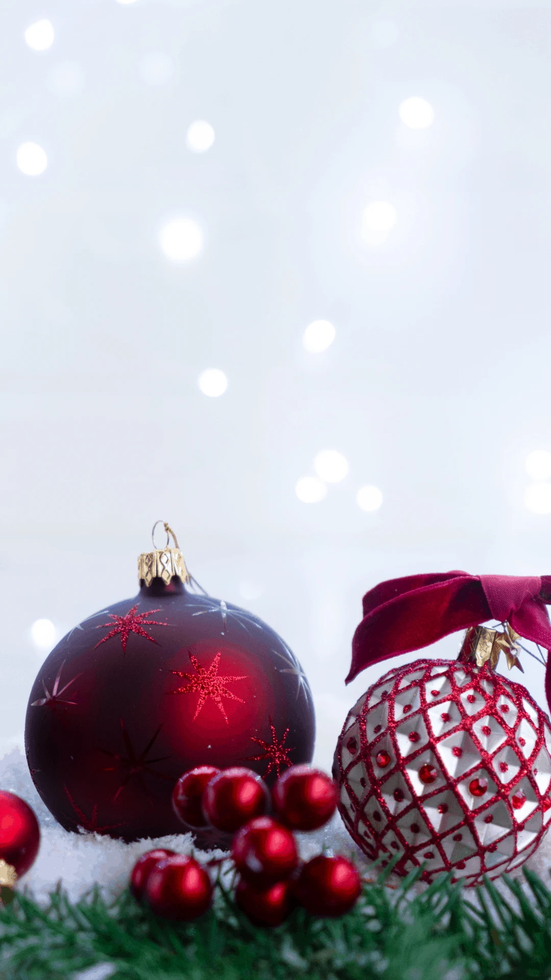 baubles - christmas wallpaper iphone
