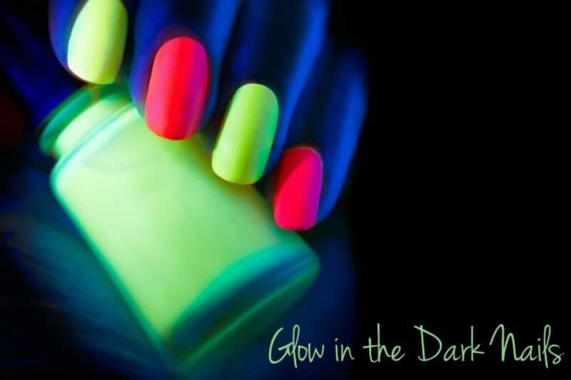 13 Great Glow in the Dark Nail Polishes!