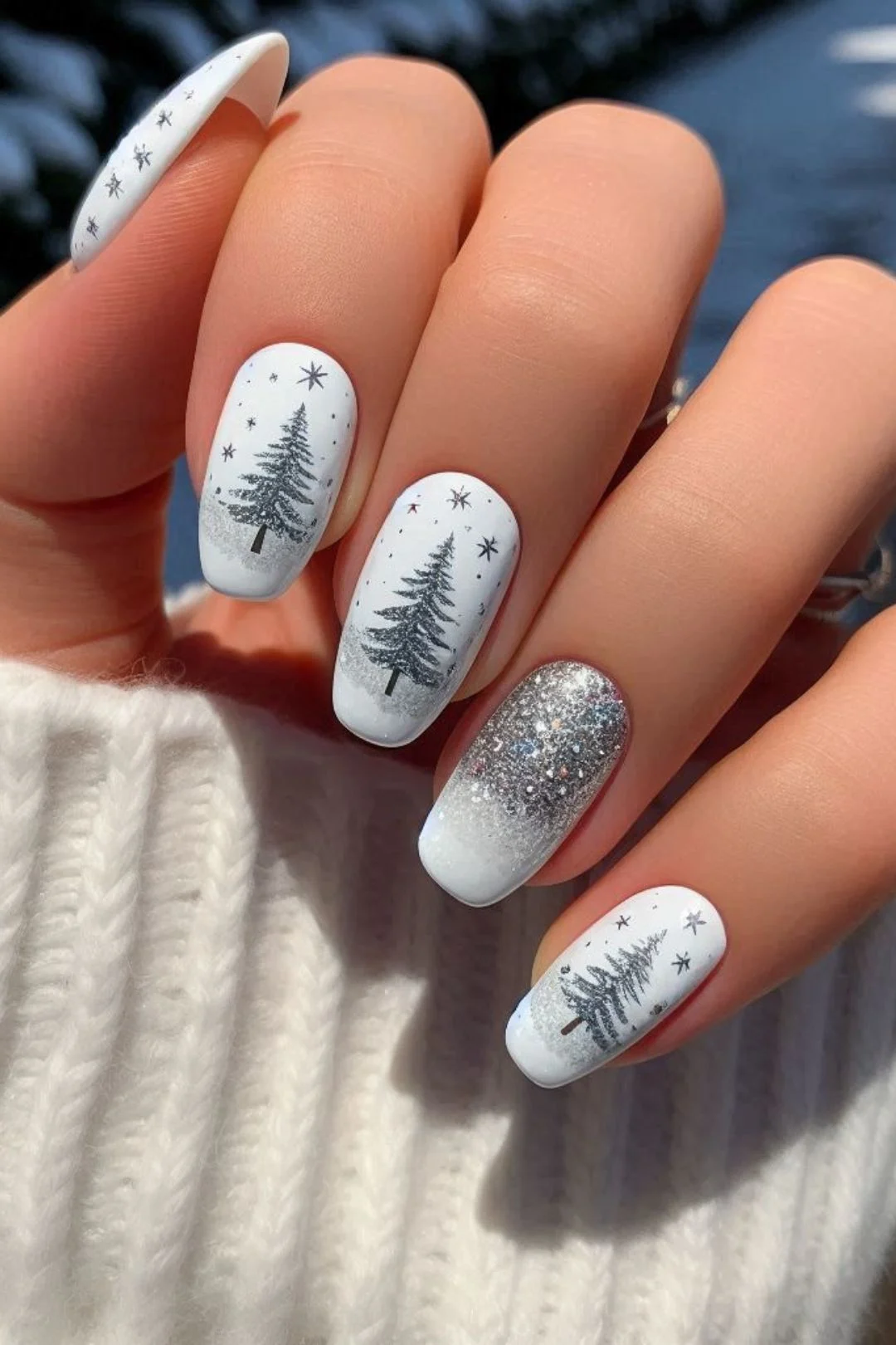 Get ready for the holidays with these stunning white Christmas nails! Our article features cute Christmas nails that are perfect for December nails. Discover simple designs, milky tones, and festive flair. From Christmas gel nails to Christmas nails easy acrylic options, you’ll find inspiration for every style. Celebrate in style with our festival nails ideas!