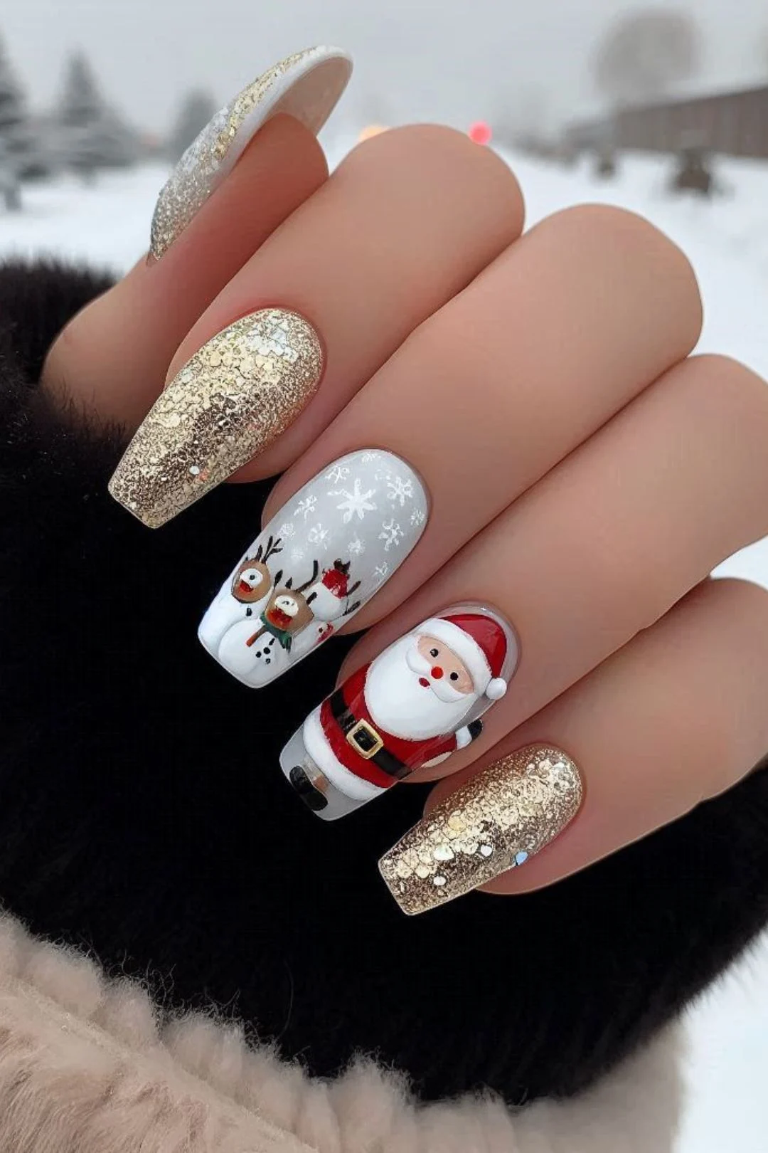 Get ready for the holidays with these stunning white Christmas nails! Our article features cute Christmas nails that are perfect for December nails. Discover simple designs, milky tones, and festive flair. From Christmas gel nails to Christmas nails easy acrylic options, you’ll find inspiration for every style. Celebrate in style with our festival nails ideas!