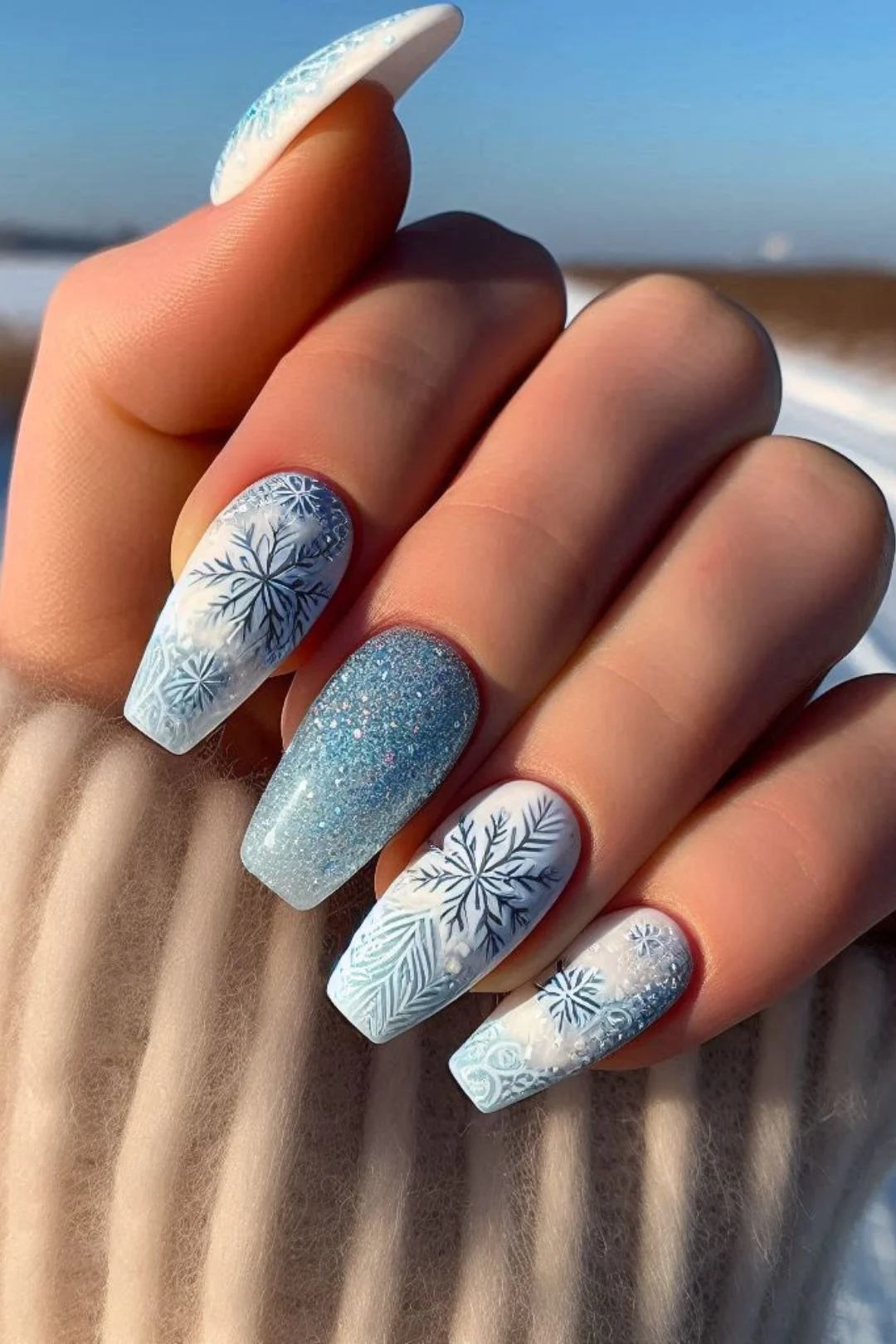 Get ready for the holidays with these stunning white Christmas nails! Our article features cute Christmas nails that are perfect for December nails. Discover simple designs, milky tones, and festive flair. From Christmas gel nails to Christmas nails easy acrylic options, you’ll find inspiration for every style. Celebrate in style with our festival nails ideas!