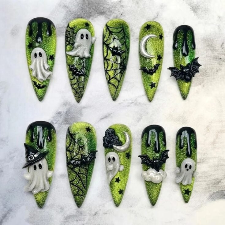 Image for 💚 Green Ghost Halloween Nails
