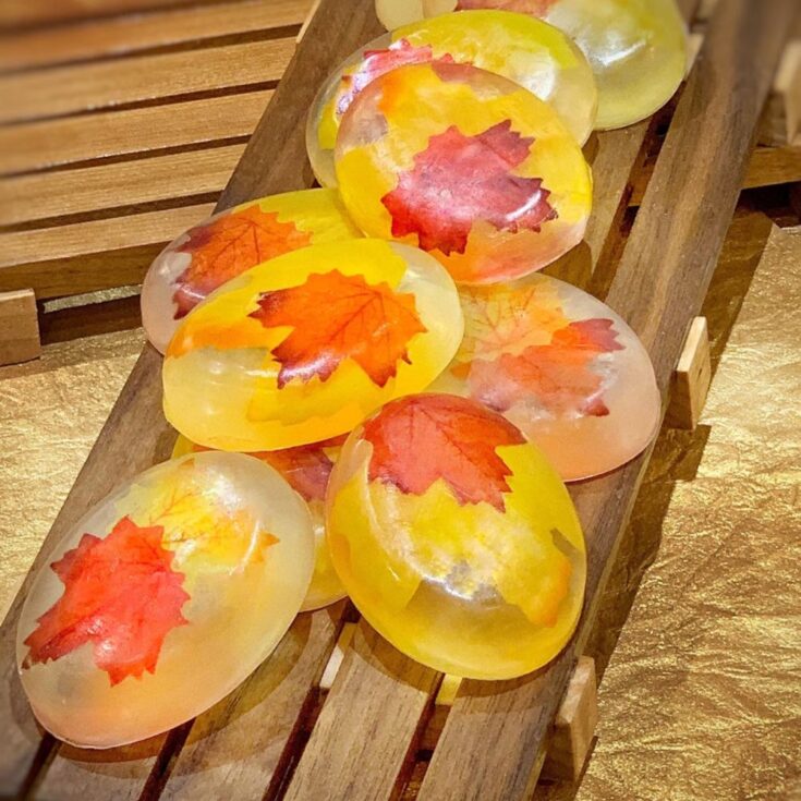 Image for Honeysuckle & Jasmine Leaf Soaps 🍂🛁