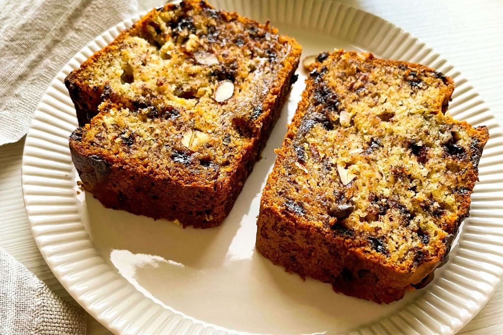 almond chocolate banana bread