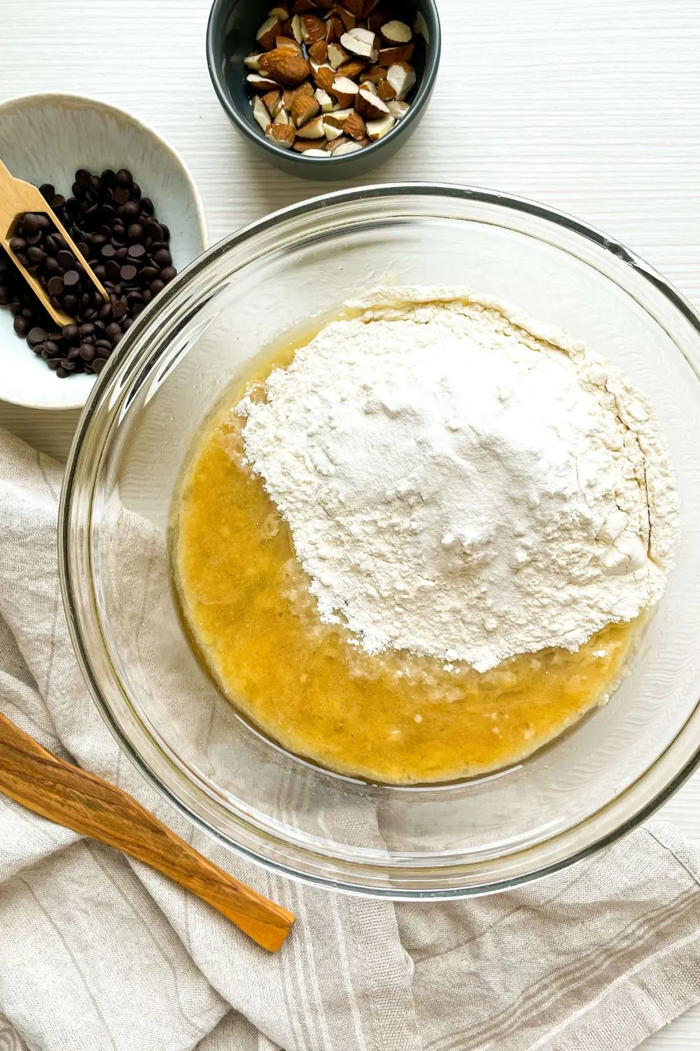 almond chocolate banana bread