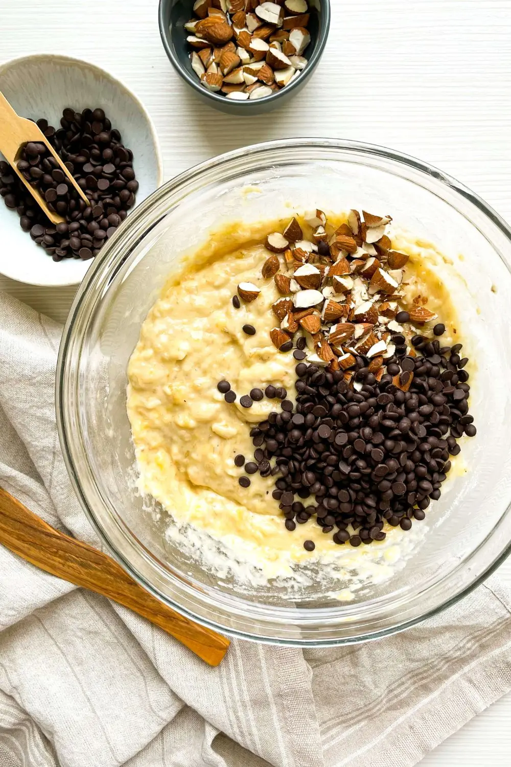 almond chocolate banana bread