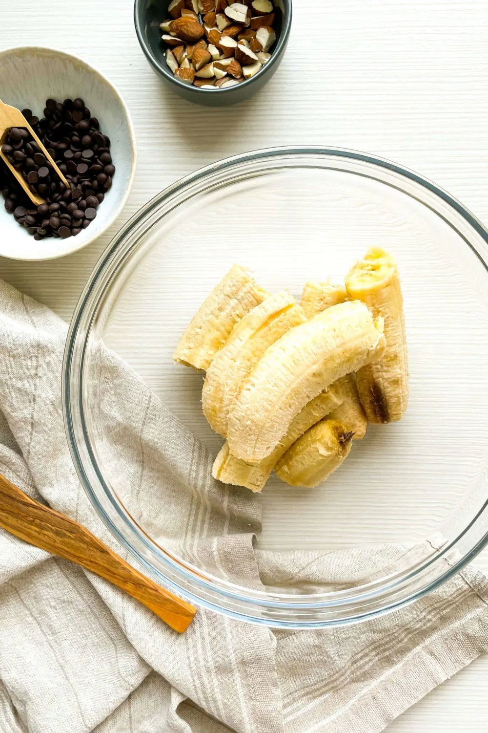 almond chocolate banana bread