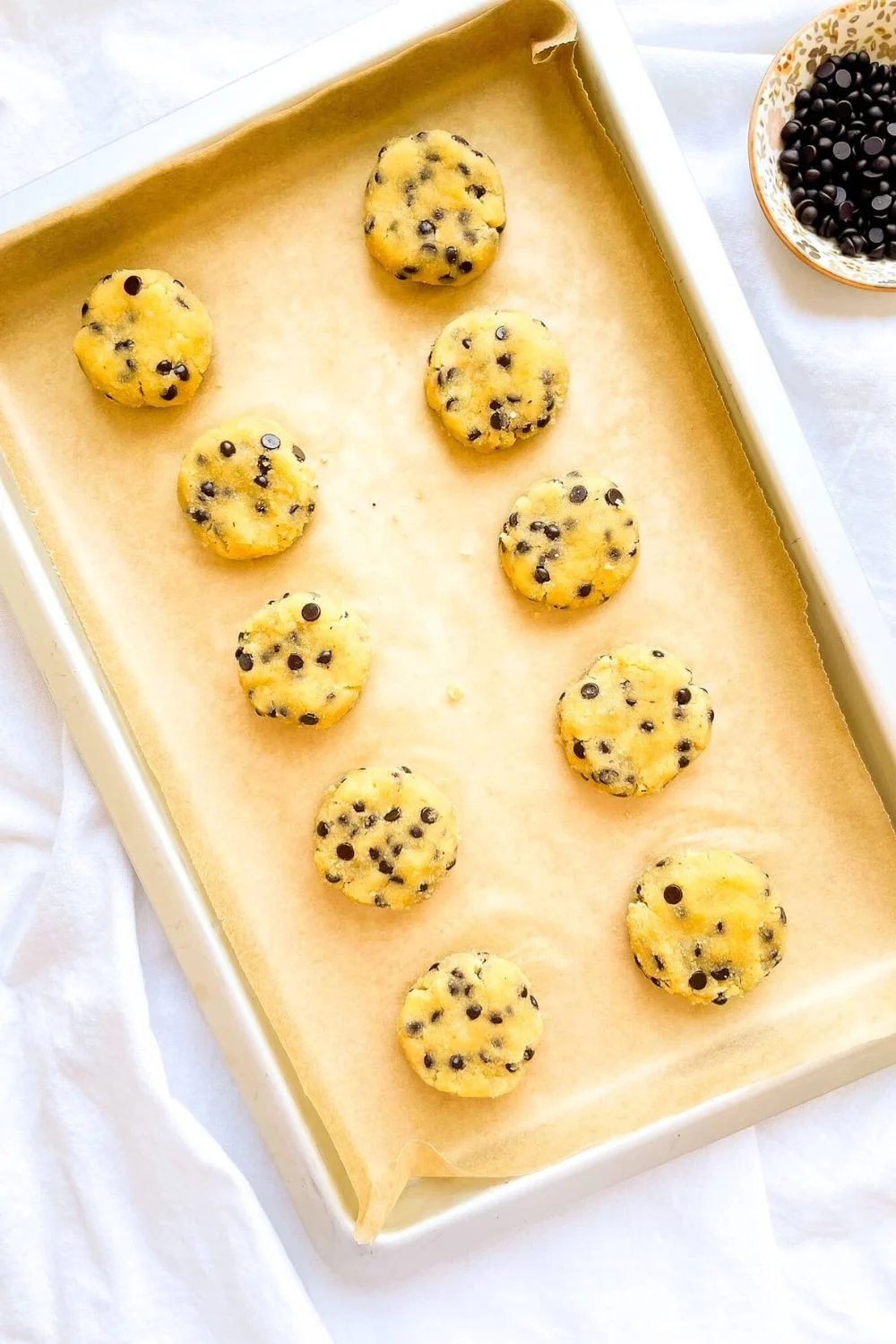 coconut flour chocolate chip cookies