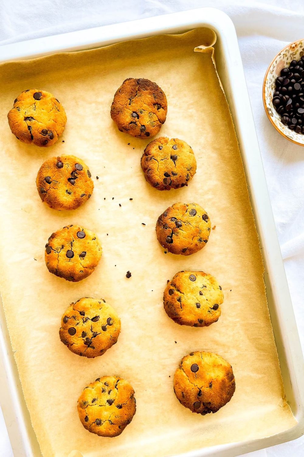 coconut flour chocolate chip cookies