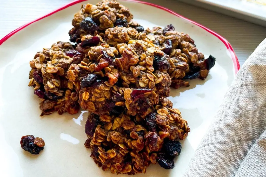 Oatmeal Cranberry Walnut Cookies