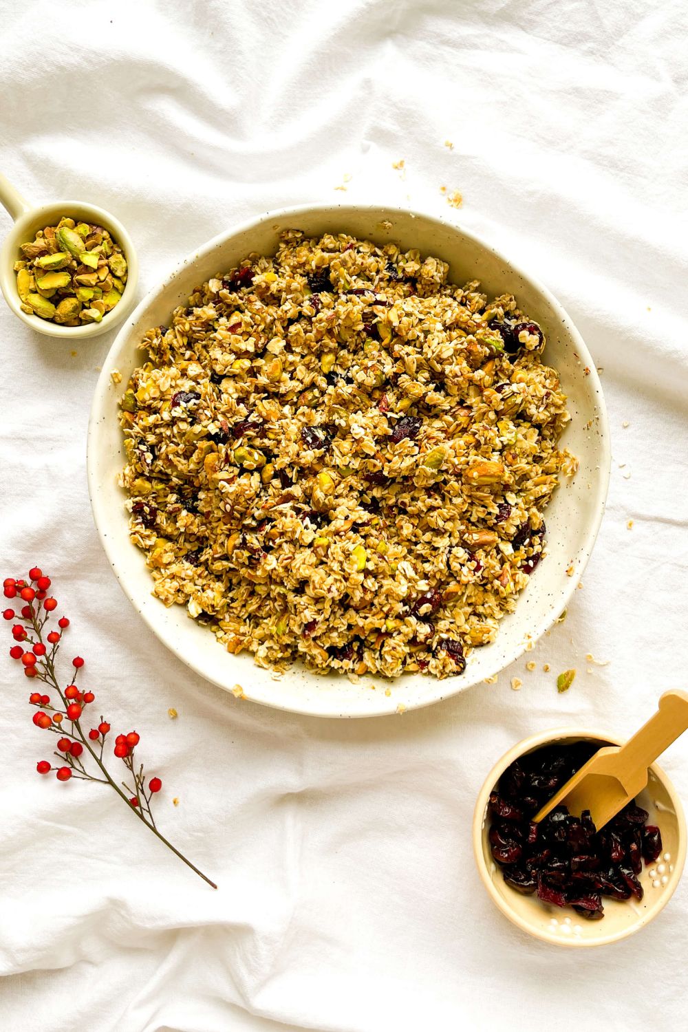 Pistachio granola bars