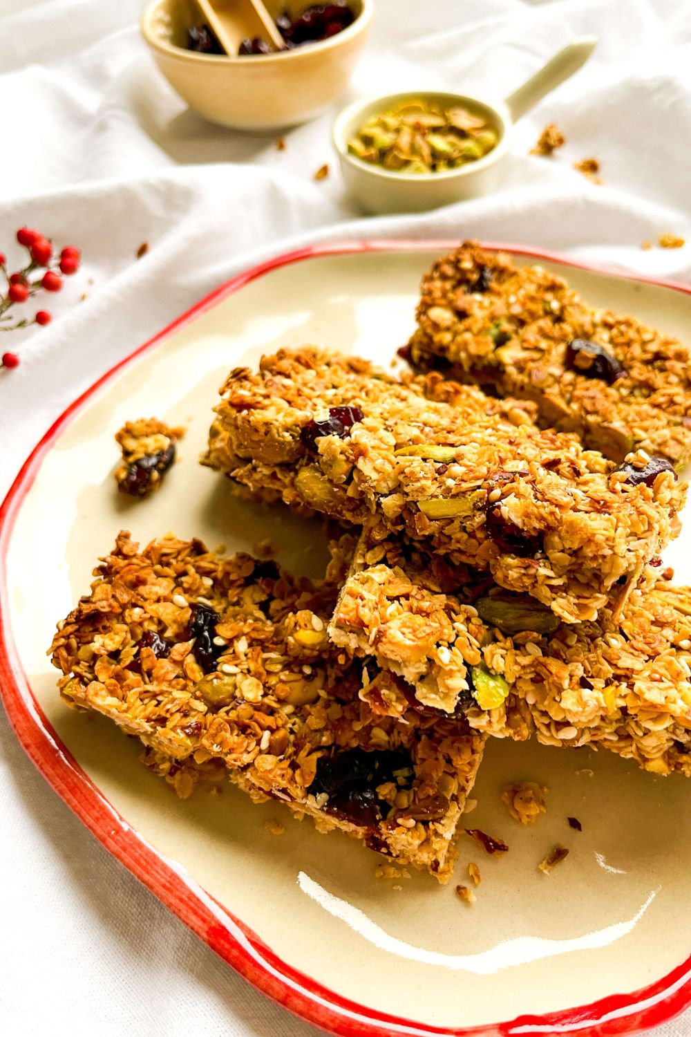 Pistachio granola bars